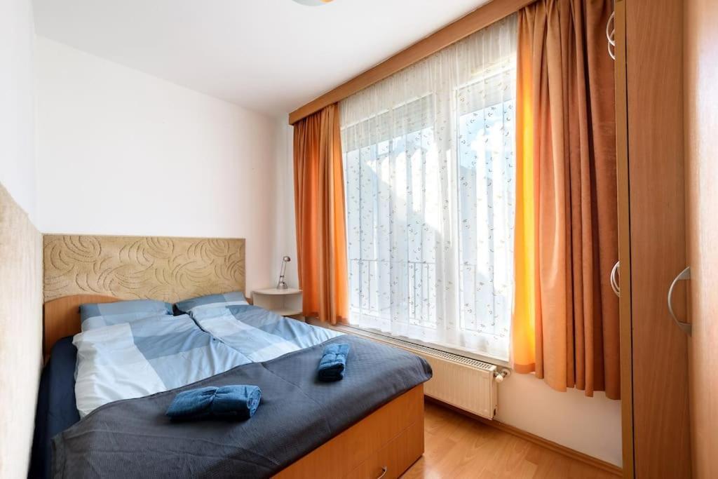 Lovely Apartment In City Centre For 4 Guests Budapeszt Zewnętrze zdjęcie