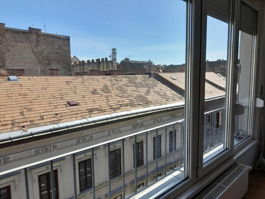 Lovely Apartment In City Centre For 4 Guests Budapeszt Zewnętrze zdjęcie